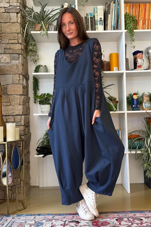 Lace Body Skim Top Navy